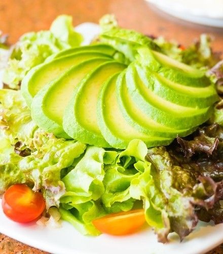 Avocado Cucumber Salat