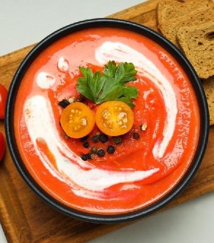Tomaten Suppe mit Kokosmilch (G)